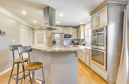 Tuscaloosa Casa | 4 Mi to Dtwn Tuscaloosa: Home w/ Cozy Den!