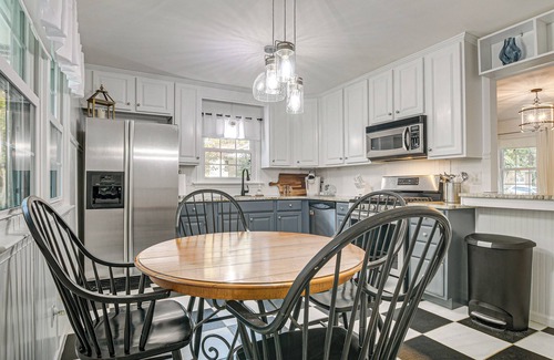 Wake Forest Casa | 4 Mi to Falls Lake: Dog-Friendly Wake Forest Home