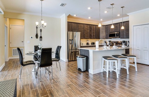 Mariner Casa | 4 Mi to Golf: Gem w/ Pool & Lanai in Cape Coral