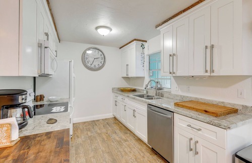 Hobe Sound Casa | 4 Mi to Hobe Sound Beach: Quiet Home w/Grill!