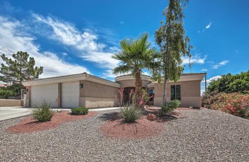 Lake Havasu City Casa | 4 Mi to Lake Havasu Home with Rooftop Balcony