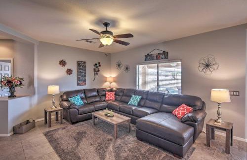 Lake Havasu City Casa | 4 Mi to Lake Havasu Home with Rooftop Balcony