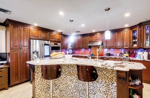National Harbor Casa | 4 Mi to Nat'l Harbor: Spacious Gem in Maryland!