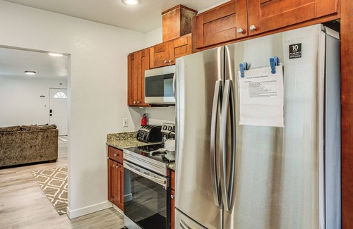South Tacoma Casa | 4 Mi to Several Museums: Quaint Tacoma Home