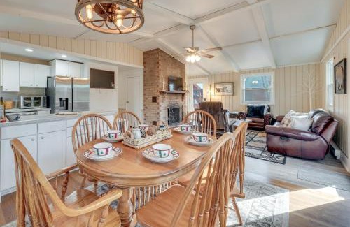Briar Crest Woods Casa | 4 Mi to Skiing Cabin with Lake Access in Blakeslee