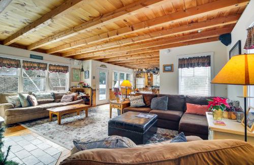 Waitsfield Casa | 4 Mi to Sugarbush Resort Waitsfield Retreat