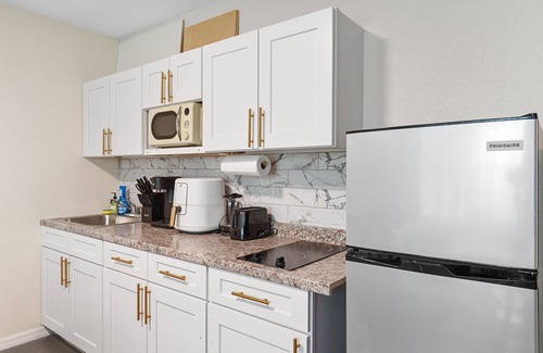 East Tampa Casa | 4 miles from Downtown Tampa B