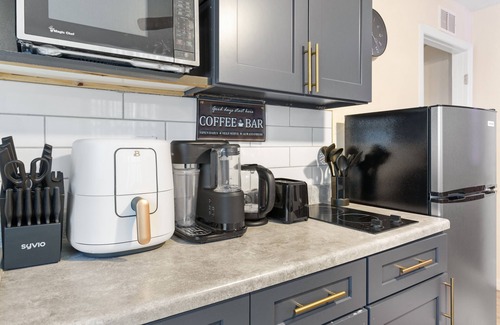 East Tampa Casa | 4 Miles From Downtown Tampa C