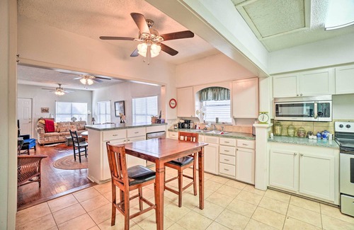Jacksboro Casa | 4 Miles to Lake Jacksboro: Cozy Texas Cottage