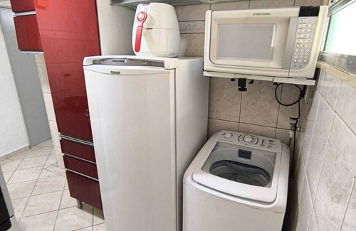 Santos Apartamento | 4 min walk to the beach, complete apartment!