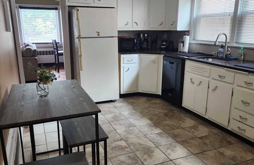 Asbury Park Casa | 4 minutes to famous Asbury boardwalk, beach, and other attractions.