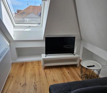 Weststadt Sudlicher Teil Apartamento | 4.OG/Maisonette-Wohnung neu/4-Zimmer/Weststadt