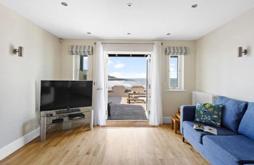 Putsborough Casa | 4 Out Of The Blue, Croyde