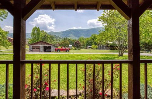 Gatlinburg - Pigeon Forge Casa | 4 Paws Lodge