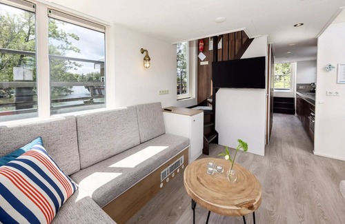 Westerhoven Casa | Schwimmendes Haus für 4 Personen