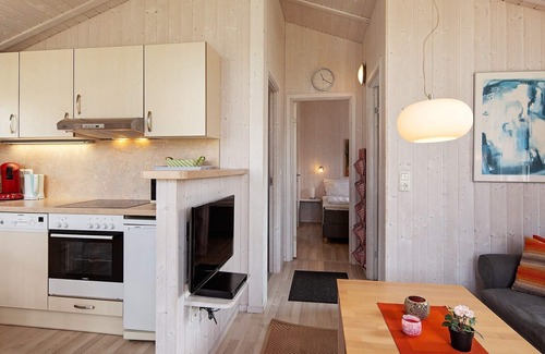 Lensterstrand Casa | 4 person holiday home in GROEMITZ