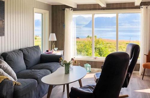 Oksnes Casa | 4 person holiday home in ALSVÅG