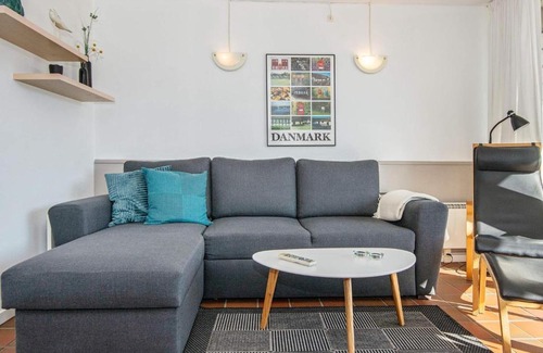 Rindby Strand Apartamento | 4 person holiday home in Fan