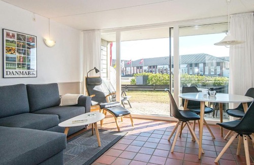 Rindby Strand Apartamento | 4 person holiday home in Fan