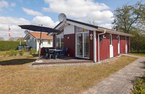 Lensterstrand Casa | 4 person holiday home in GROEMITZ