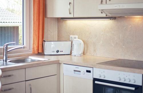 Lensterstrand Casa | 4 person holiday home in GROEMITZ