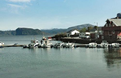 Hyllestad Casa | 4 person holiday home in Sørbøvåg