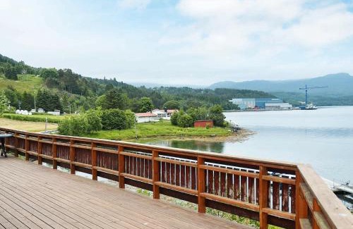 Halsa Municipality Casa | 4 person holiday home in VÅGLAND-By Traum
