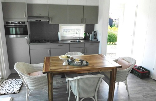 Serooskerke Casa | 4 person chalet on family park in Veere