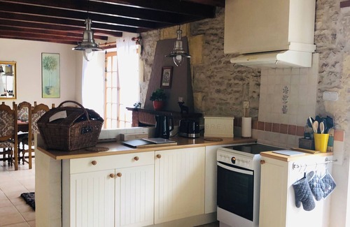 Migron Casa | 4* - Poirier - 240 yr old cottage - Pool, Summerhouse & Games Barn + playhouse