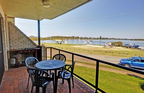 Hawks Nest Casa | 4 Rio Vista