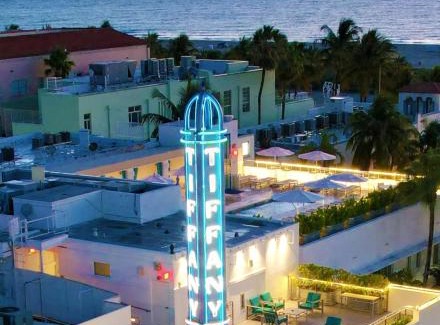 South Beach Casa | 4 RM on Beach SoBeSuites by AmericanVacationLiving