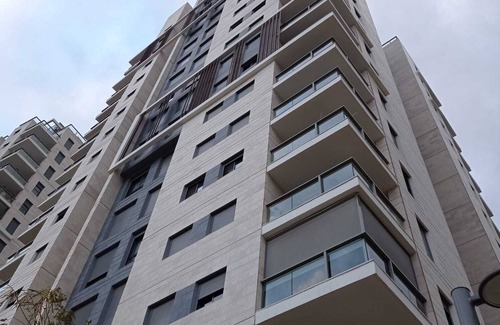 Tel Aviv Apartamento | 4 room apartment in Tel Aviv for a short time