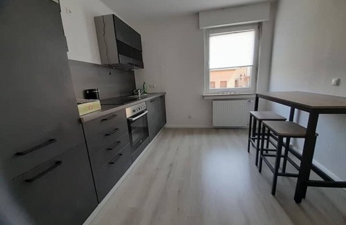 Castrop-Rauxel Apartamento | 4-room vacation apartment - renovated - WLAN - Netflix