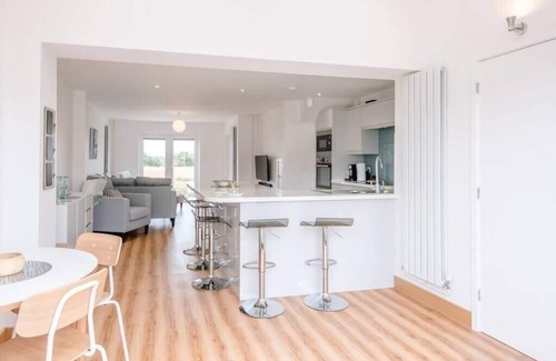 Pakefield Casa | 4 Sea View Walk, Pakefield