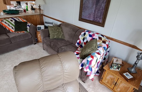 Westerose Cabina | 4 Seasons Lakeview Cottage at Pigeon Lake