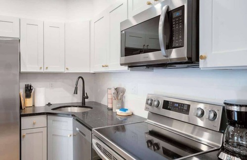 West Poplar Apartamento | 4. Showa Era Charm In Historic Fishtown