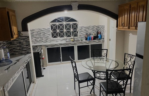 Montego Bay Casa | 4-Single bedrooms in Montego Bay With Marvelous Sunset and Ocean view.