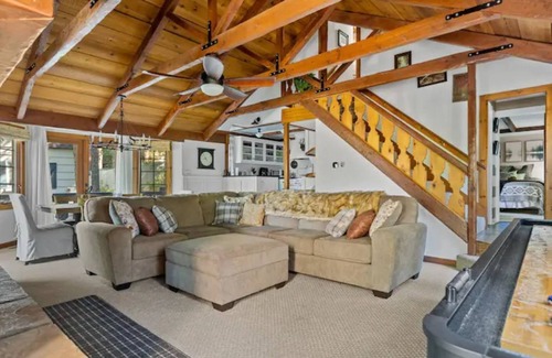 Cedar Glen Casa | "4 Sons"-Family Friendly Escape Steps to the Lake