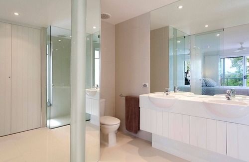 Sunrise Beach Villa | 4 Sonte, 8 Corsair - Ocean View Townhouse