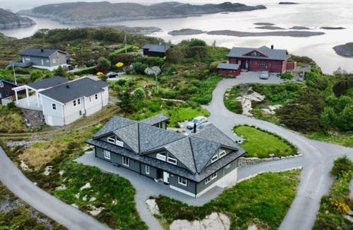 Oygarden Casa | 4 star holiday home in Tjeldstø