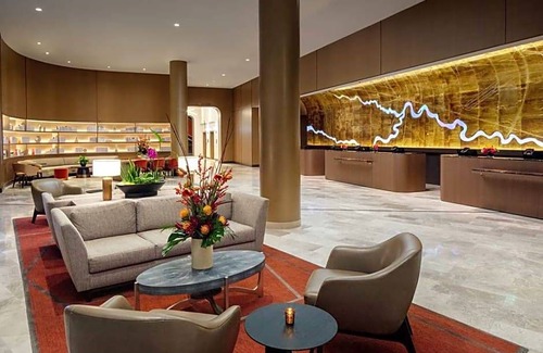 Arena District Hotel | Hotel de 4 estrellas ∙ Hilton Columbus Downtown