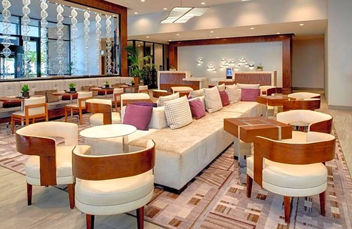Grand River Hotel | Hotel de 4 estrellas ∙ Marriott East Lansing at University Place