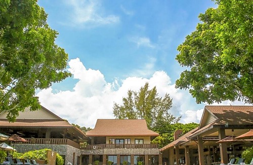 Kuala Teriang Hotel | 4-Star Hotel ∙ Ombak Villa Langkawi