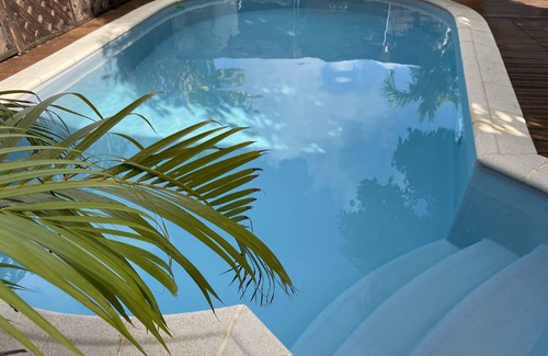 Sainte-Luce Casa | Casa con piscina a 200 m de la playa, restaurantes y tiendas.