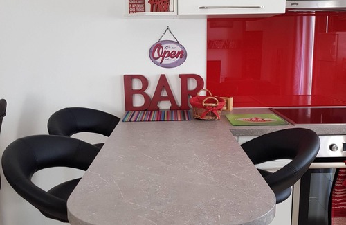 Bol Apartamento | Apartamento de lujo de 4 estrellas con piscina privada y vistas al campo y al mar