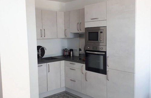 Meze Apartamento | Pepita en el techo de Meze, una espléndida vista del mar