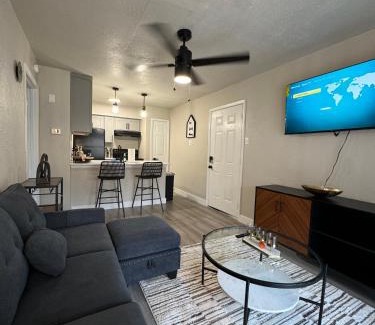 Park Central Apartamento | 4 STATE FAIR l DT Dallas l FIFA READY l Staycation 1Bd1Ba