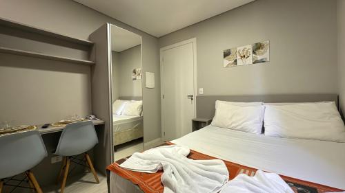 Vista Alegre Apartamento | 4- Studio para casal. Ótima Localização