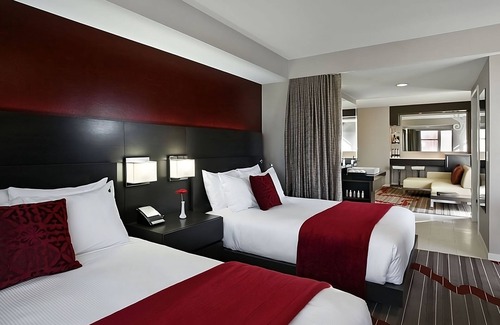 Gaslamp Quarter Hotel | 4 Suites at Hard Rock Hotel San Diego, Sun And Music at Rooftop Pool!
