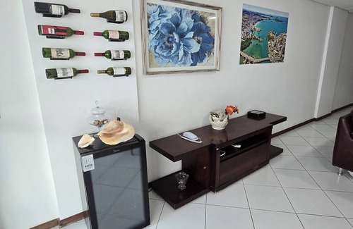 Praia do Morro Apartamento | 4 suites facing the sea with barbecue, 2 parking spaces, Wi-Fi